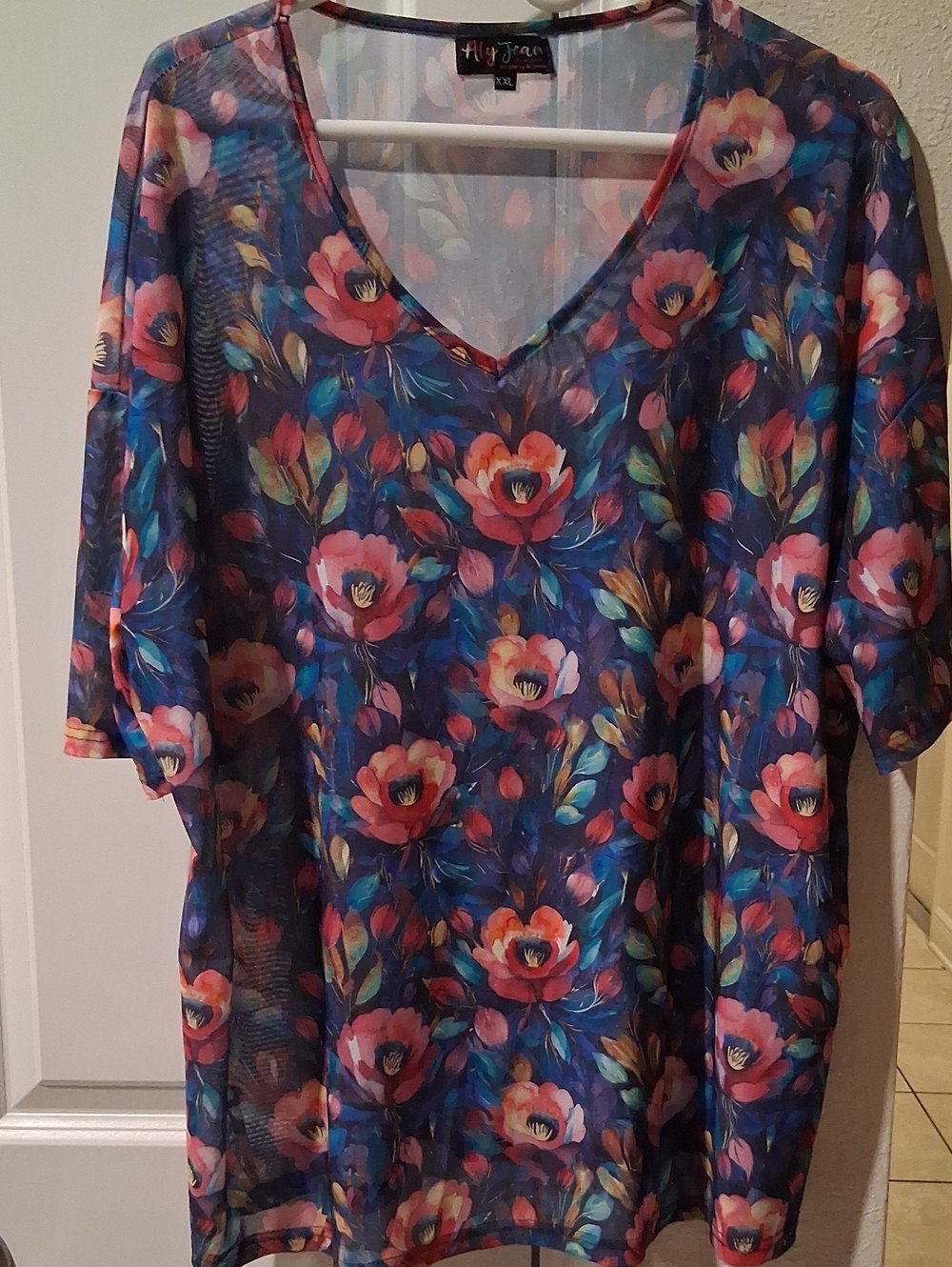 Floral V-Neck Women’s Top in Navy Multicolor